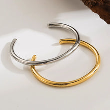 Load image into Gallery viewer, Casual Classic Style Commute Solid Color 304 Stainless Steel 14K Gold Plated Bangle In Bulk