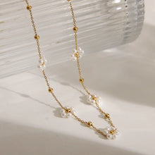 Load image into Gallery viewer, Wholesale Jewelry Retro Sweet Commute Flower 304 Stainless Steel 18K Gold Plated Pearl Necklace