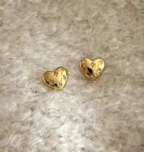 Load image into Gallery viewer, 1 Pair Casual Korean Style Heart Shape Plating Inlay Sterling Silver Zircon Ear Studs
