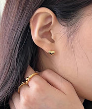 Load image into Gallery viewer, 1 Pair Casual Korean Style Heart Shape Plating Inlay Sterling Silver Zircon Ear Studs
