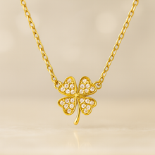 Load image into Gallery viewer, Clover Necklace
