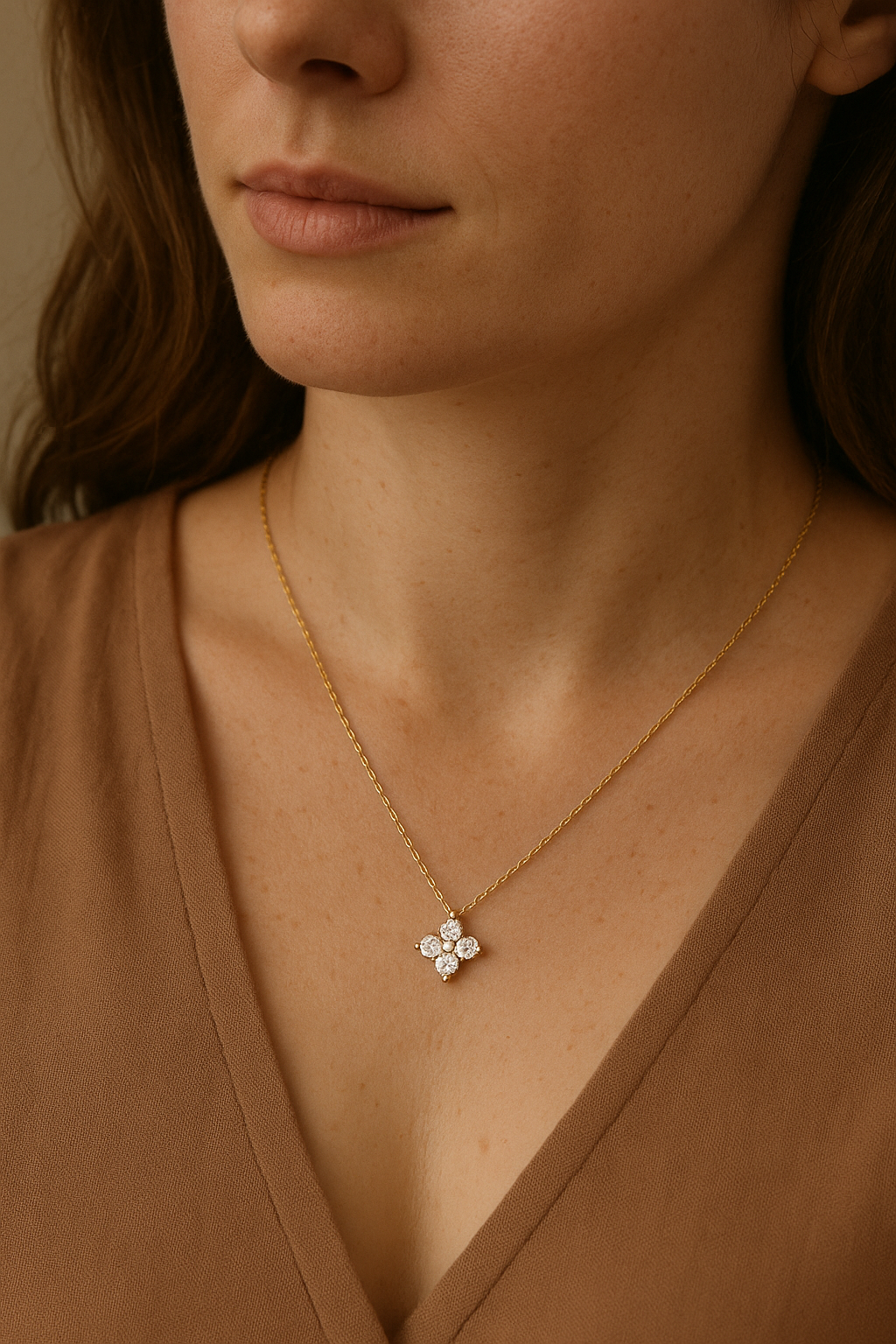 Single clover necklace