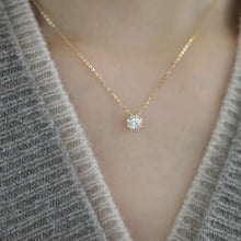 Load image into Gallery viewer, Scarlett Flower Diamond Necklace
