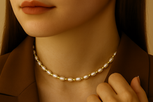 Load image into Gallery viewer, Elena Pearl Necklace
