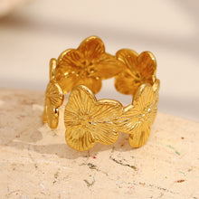 Load image into Gallery viewer, Serena Gold Flower Ring
