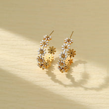 Load image into Gallery viewer, White Flower Earrings
