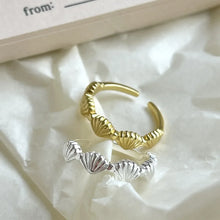 Load image into Gallery viewer, Wholesale Beach Shell Sterling Silver Rings
