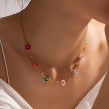 Load image into Gallery viewer, Simple Style Flower Stainless Steel Plating 18k Gold Plated Necklace
