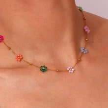 Load image into Gallery viewer, Simple Style Flower Stainless Steel Plating 18k Gold Plated Necklace
